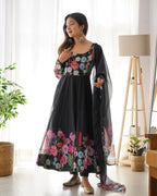 Black Organza Flower Dupatta Set