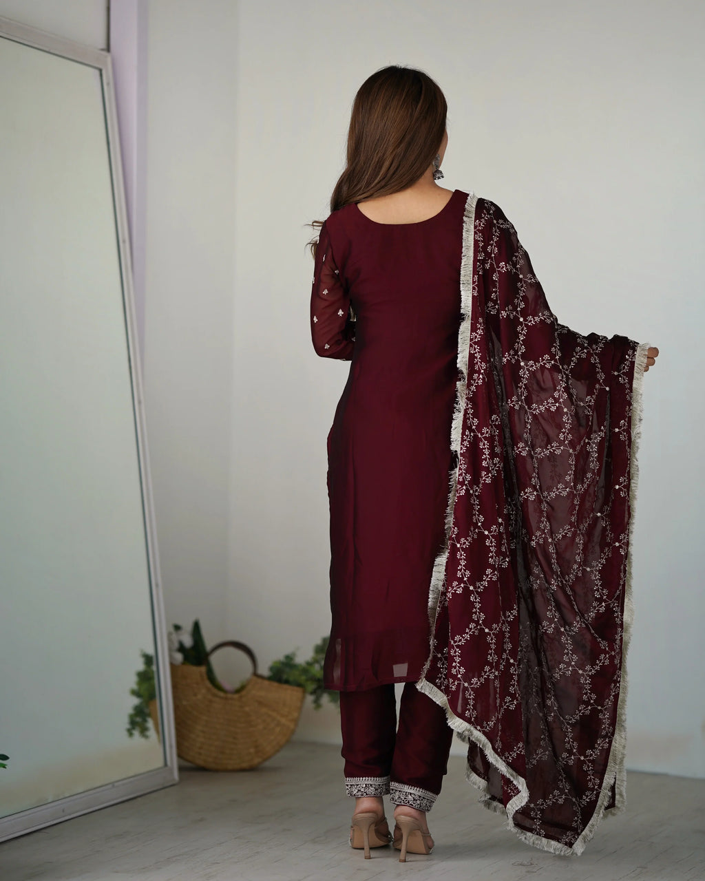 Liksha's Premium Quality Suit Set